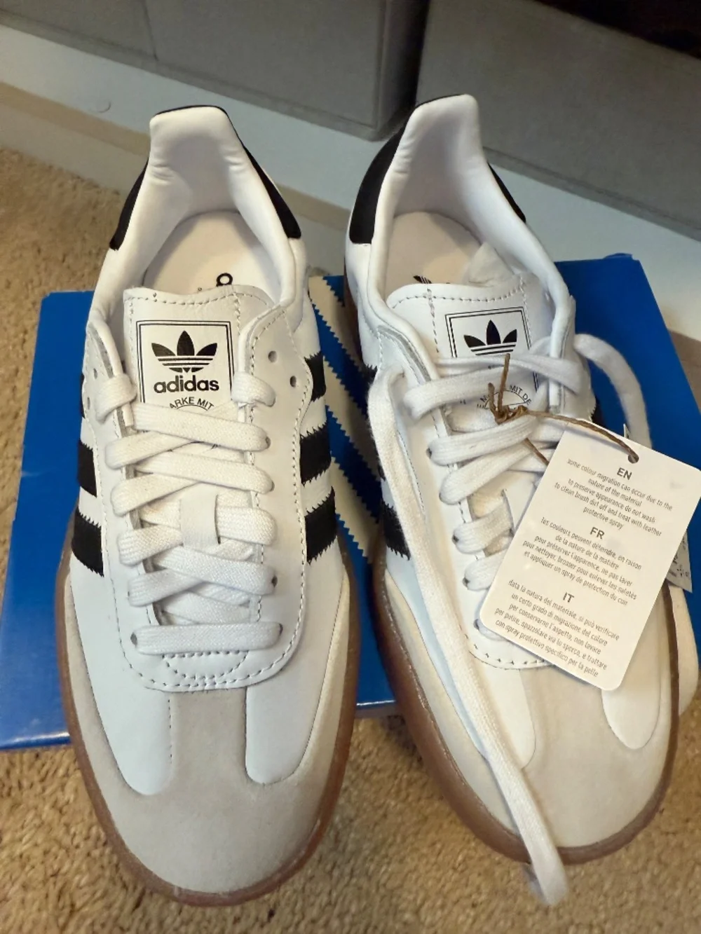 Adidas Sambae Shoes - Picture 3 of 5